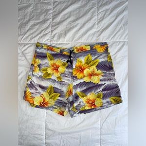 Vintage Nalu Wahine Shorts- M